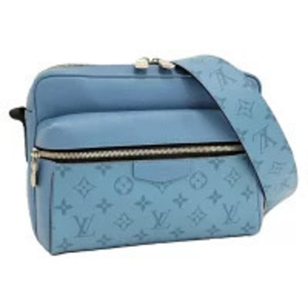 LOUIS VUITTON Outdoor Messenger Shoulder Bag Taigarama